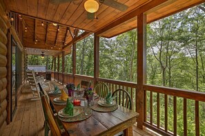House (2 Bedrooms) | Interior - A Sunset Dream' - Upscale Blue Ridge Cabin! (Cherry Log)