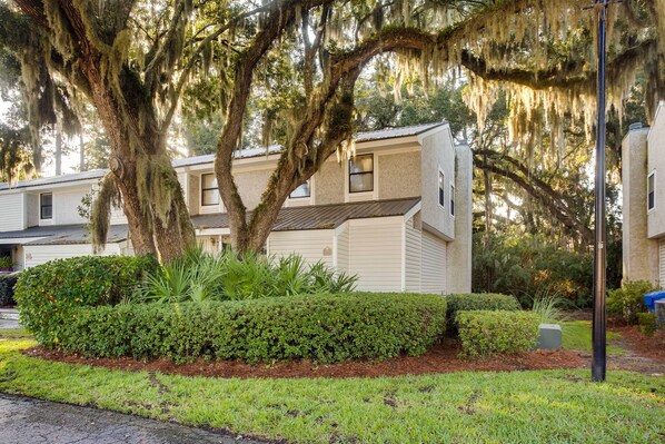 Apartment (3 Bedrooms) | Interior - St Simons Island Condo w/ Deck & Outdoor Shower (St. Simons Island)