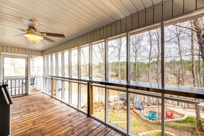 Interior - Georgia Home on Lake Sinclair w/ Private Dock (Milledgeville)