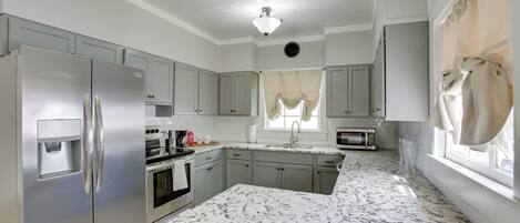 Cottage (2 Bedrooms) | Interior