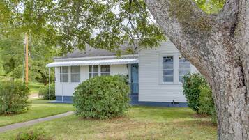 Cottage (2 Bedrooms) | Interior