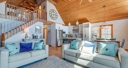 Quiet Lakefront Eatonton House w/ Boat Dock!