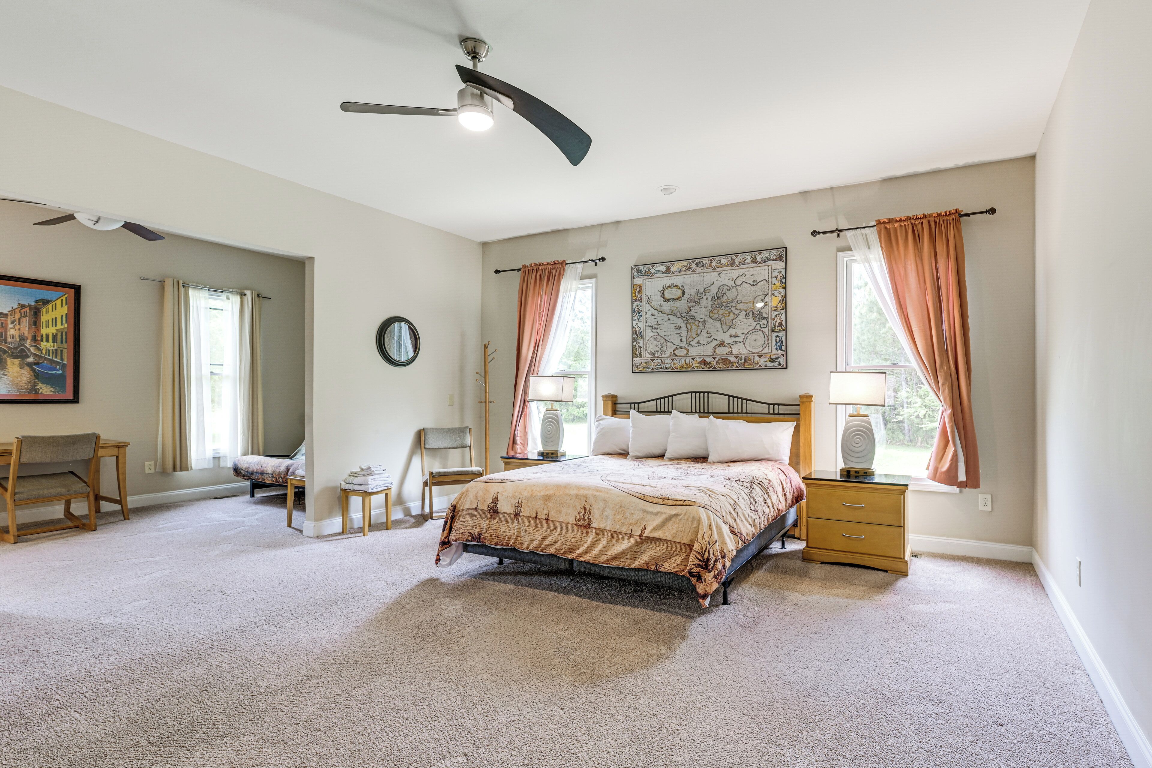 House (4 Bedrooms) | Interior