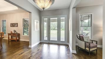 Nhà (4 Bedrooms) | Nội thất