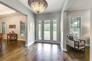 House (4 Bedrooms) | Interior - Spacious Elko Home - 6 Mi to Georgia Fairgrounds! (Elko)