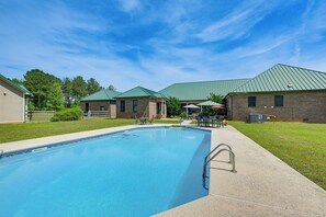 House (4 Bedrooms) | Front of property - Spacious Elko Home - 6 Mi to Georgia Fairgrounds! (Elko)