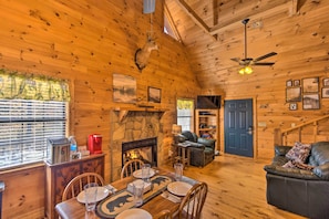 House (2 Bedrooms) | Interior - Creekside Cabin in the Blue Ridge Mountains! (Blue Ridge)