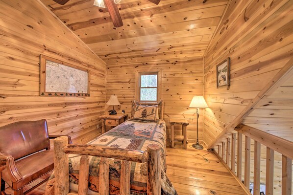 House (3 Bedrooms) | Interior - Cozy Blue Ridge Cabin w/ Sauna & Trail Access! (Blue Ridge)