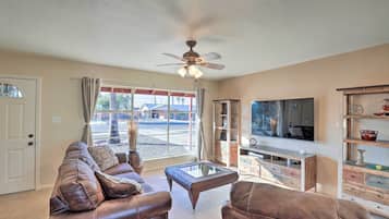 House (3 Bedrooms) | Front of property