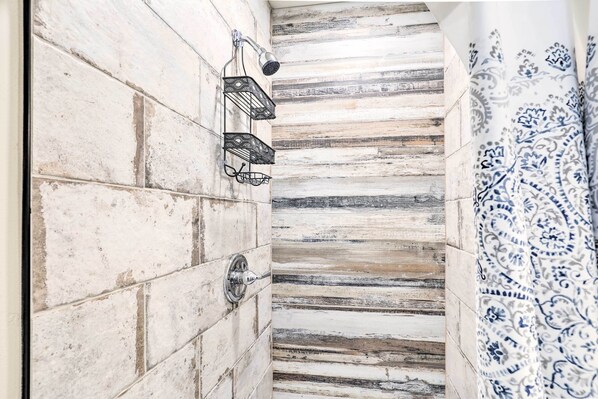 House (3 Bedrooms) | Interior - Tucson Home w/ Patio & Games < 1 Mi to Park Place (Tucson)