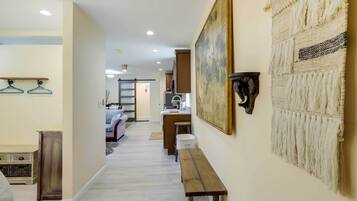 Apartment (0 Bedroom) | Interior