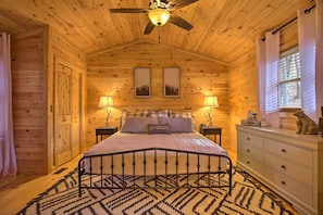 Interior - Outdoor Lover's Haven in the Blue Ridge Mtns! (Blue Ridge)