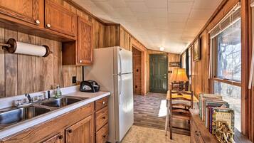 House (1 Bedroom) | Interior