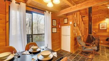 House (1 Bedroom) | Interior