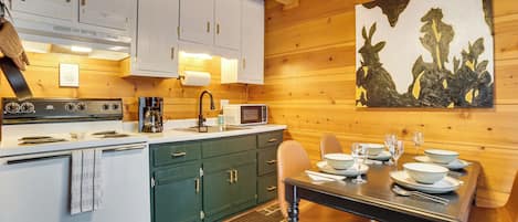 House (1 Bedroom) | Interior