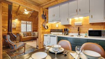 Rumah (1 Bedroom) | Interior