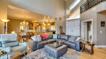 House (3 Bedrooms) | Interior