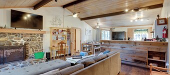 Tahoe Home 3 Mi to Heavenly Mountain Resort!