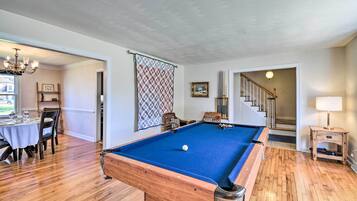 House (4 Bedrooms) | Interior