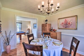House (4 Bedrooms) | Interior