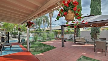 House (3 Bedrooms) | Front of property