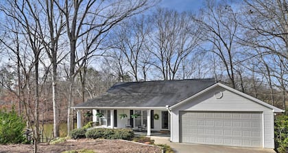 Large Lavonia Home w/ Party Dock on Lake Hartwell!