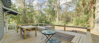 Cozy Thomasville Cottage - Walk to Downtown!