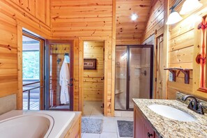 Interior - Ellijay Hideaway w/ Hot Tub, Views & Game Room! (Ellijay)