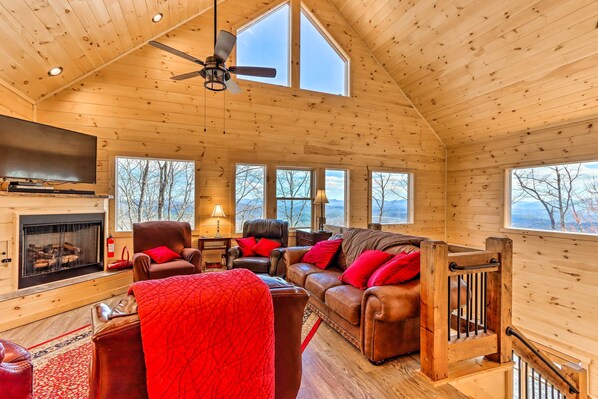 Front of property - Mineral Bluff Cabin Near Lake Blue Ridge! (Mineral Bluff)