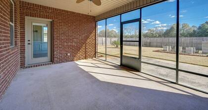 Spacious Kathleen Vacation Rental w/ Fireplace
