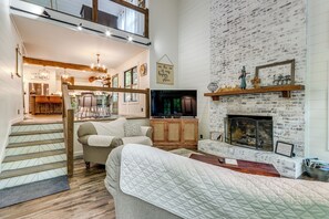 Cottage (2 Bedrooms) | Interior