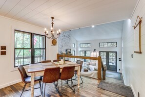 Stuga (2 Bedrooms) | Interiör