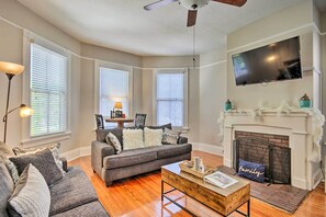 Apartment (2 Bedrooms) | Interior - Airy Vacation Rental in Augusta, Georgia! (Augusta)