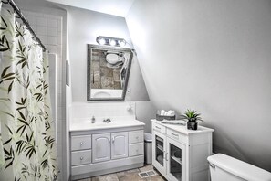 Apartment (0 Bedroom) | Interior