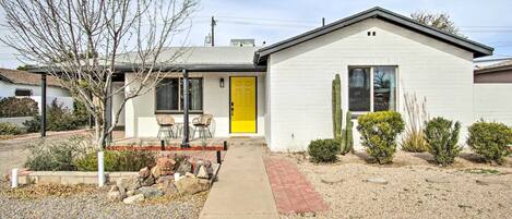 House (3 Bedrooms) | Front of property