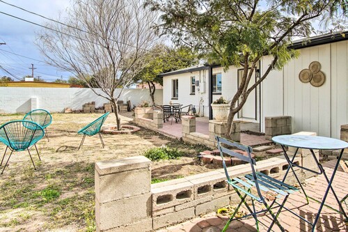 Lovely Tucson Home ~ Walk to Reid Park Zoo!