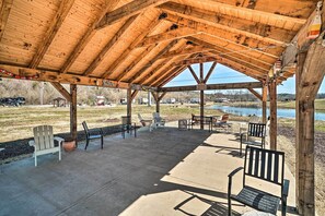 Interior - Peaceful Deck & Pool Access! Blue Ridge Tiny Home (Morganton)