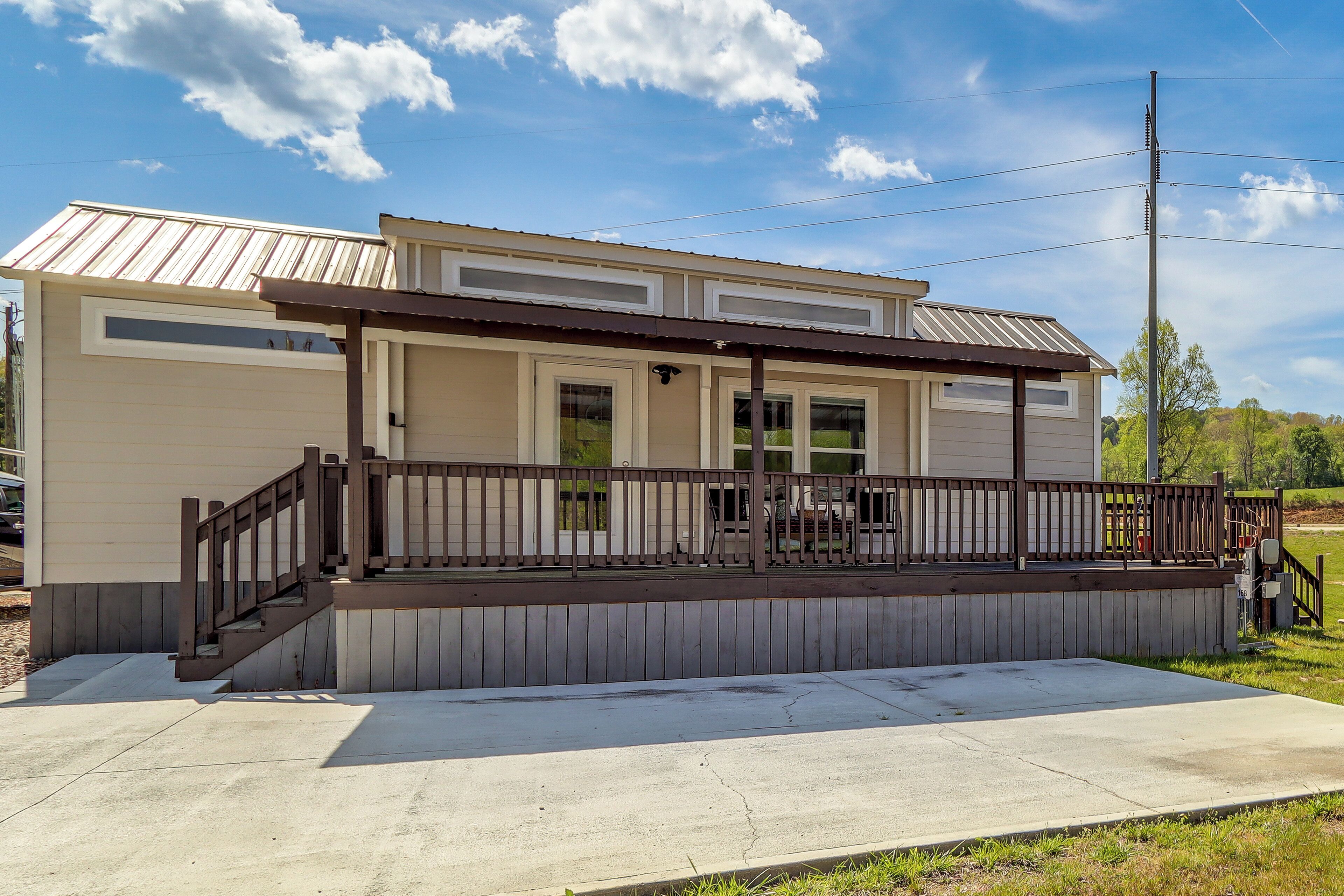 House (2 Bedrooms) | Front of property