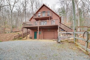 Interior - Ellijay Resort Cabin w/ Fire Pit, Decks, & Hot Tub (Ellijay)