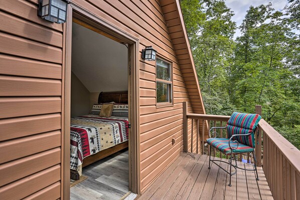 Interior - Ellijay Resort Cabin w/ Fire Pit, Decks, & Hot Tub (Ellijay)