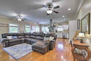 Interior - Waterfront Home on Jackson Lake w/ Dock (Jackson)