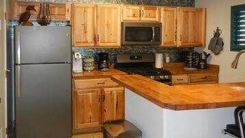 Apartment (1 Bedroom) | Interior