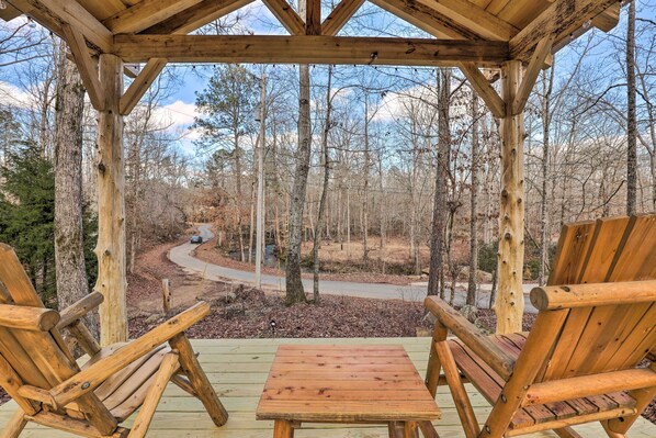 House (2 Bedrooms) | Interior - Creek-view Getaway w/ Deck, Yard, & Fire Pit! (Summerville)
