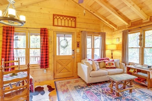 House (1 Bedroom) | Interior