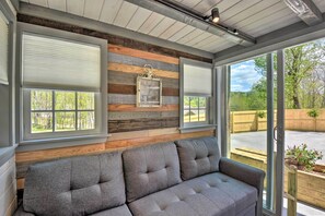 House (0 Bedroom) | Interior