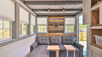 House (0 Bedroom) | Interior