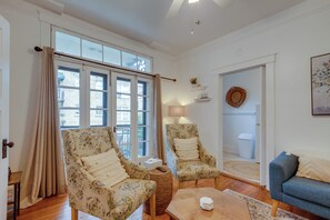Apartment (1 Bedroom) | Interior - Walkable Savannah Escape in Historic District! (Savannah)