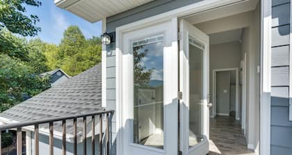 Young Harris Vacation Rental w/ Mountain Views!