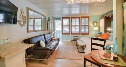 Chic Virginia Beach Retreat - Pool, Steps to Beach