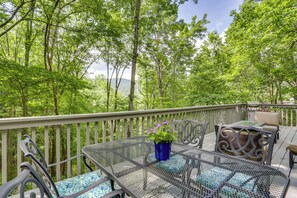House (3 Bedrooms) | Interior - Sunny Big Canoe Home w/ Views & Screened Porch (Jasper)